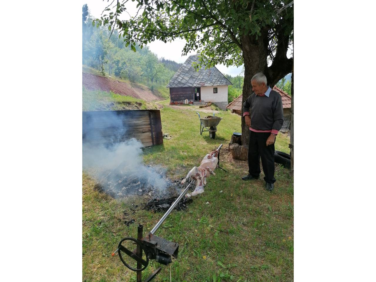 DOMAĆINSTVO MITROVIĆ Užice - Slika 3