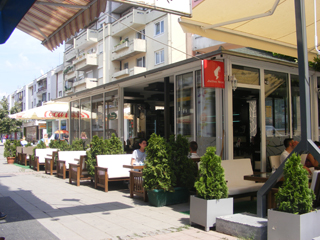 CAFFE BAR ATTACHE Petrovac - Slika 9