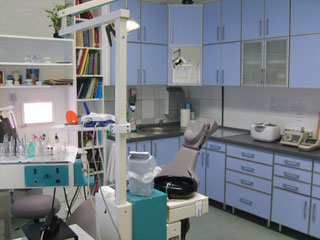 SPECIALIST DENTAL PRACTICE SLAVKOVIC Novi Sad - Photo 1