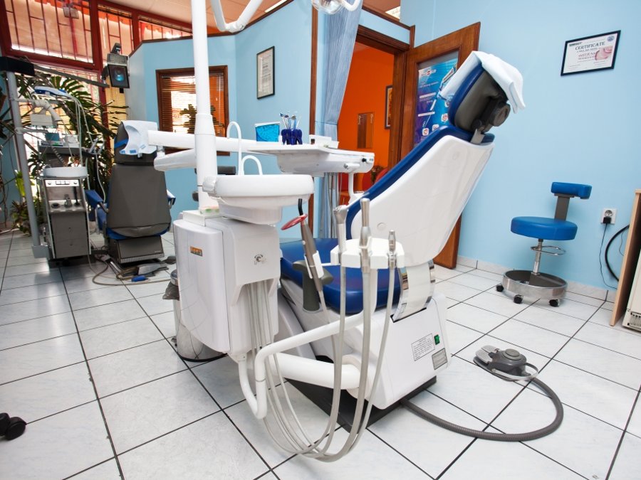 DENTIS DENTAL CLINIC Novi Sad - Photo 1