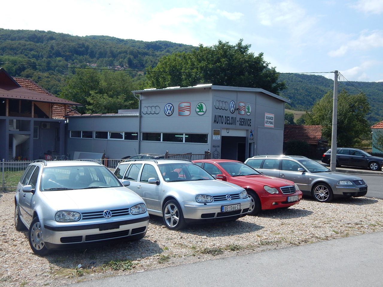 CAR WASTE AND TOWING SERVICE M Uzice - Photo 3